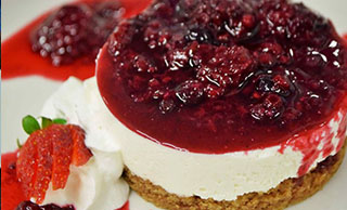Red berry cheesecake